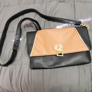 Crossbody purse